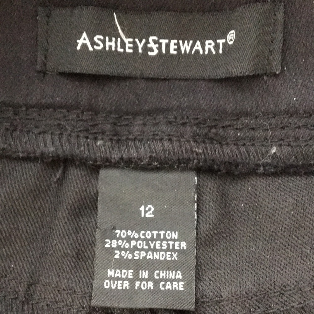 ASHLEY STEWART - Picture 4 of 4